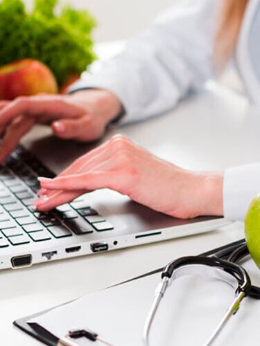 Dijital beslenme çağında sağlıklı yaşam artık sadece mutfakta değil, akıllı telefonlarımızda şekilleniyor.